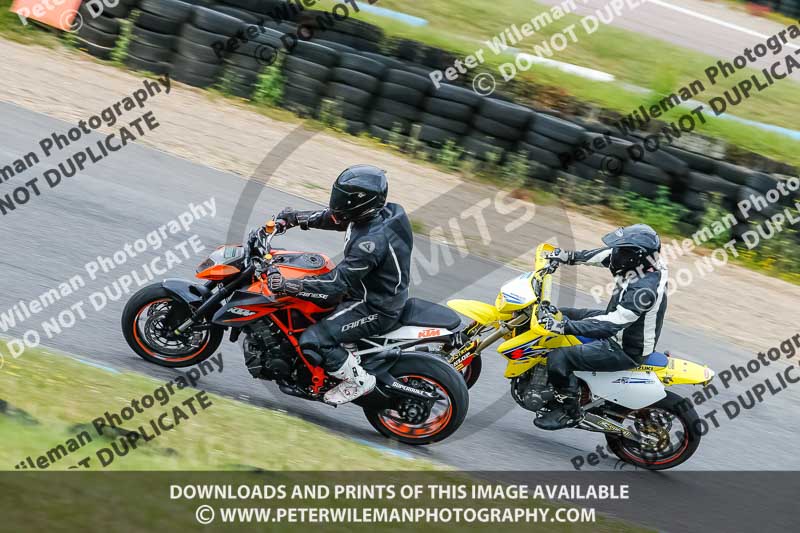 enduro digital images;event digital images;eventdigitalimages;lydden hill;lydden no limits trackday;lydden photographs;lydden trackday photographs;no limits trackdays;peter wileman photography;racing digital images;trackday digital images;trackday photos